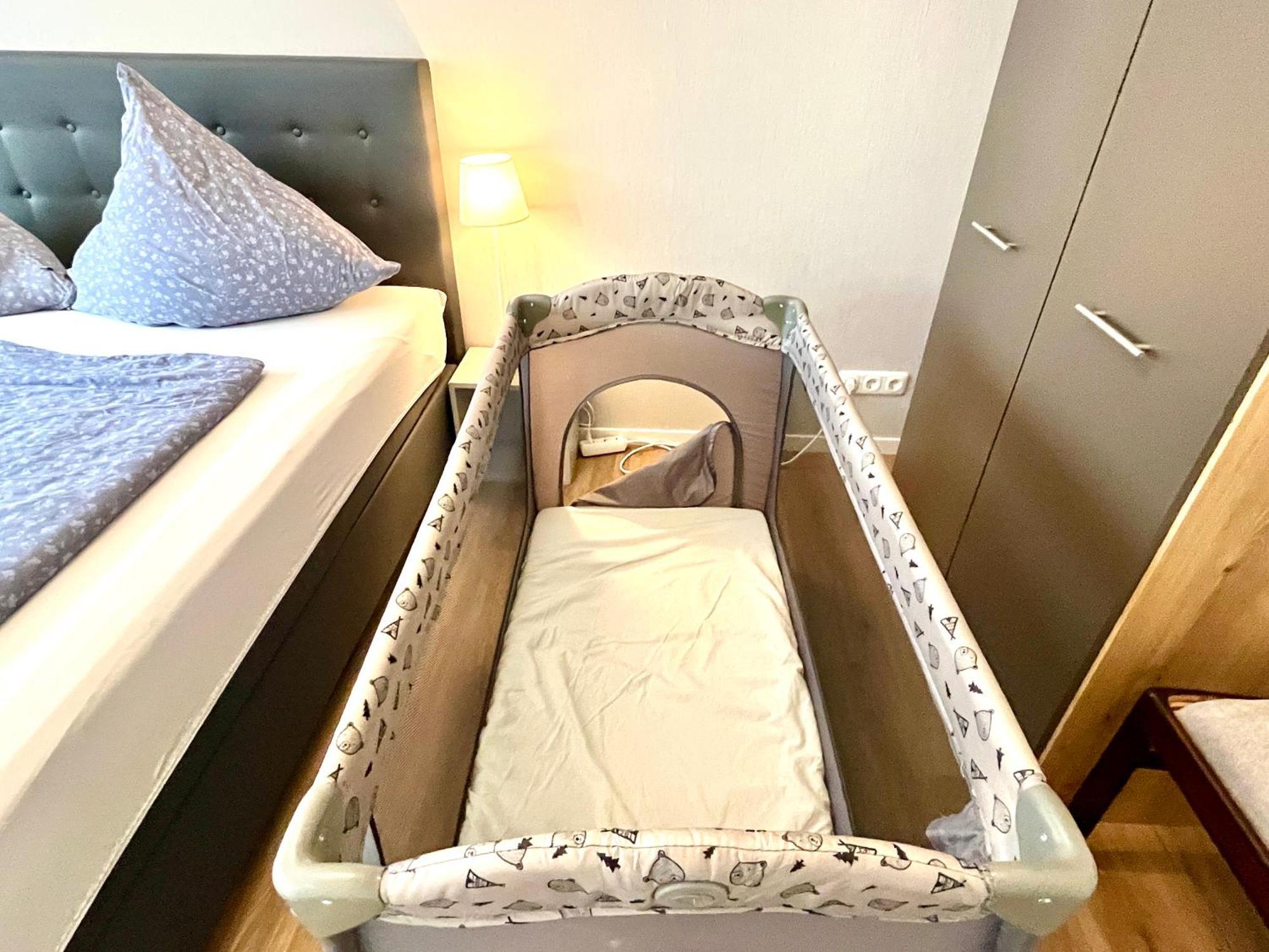 Ferienwohnung Moseltraum, 1-6 Pers, Mit 3 Schlafzimmer Und Panoramabalkon Mueden Exterior photo