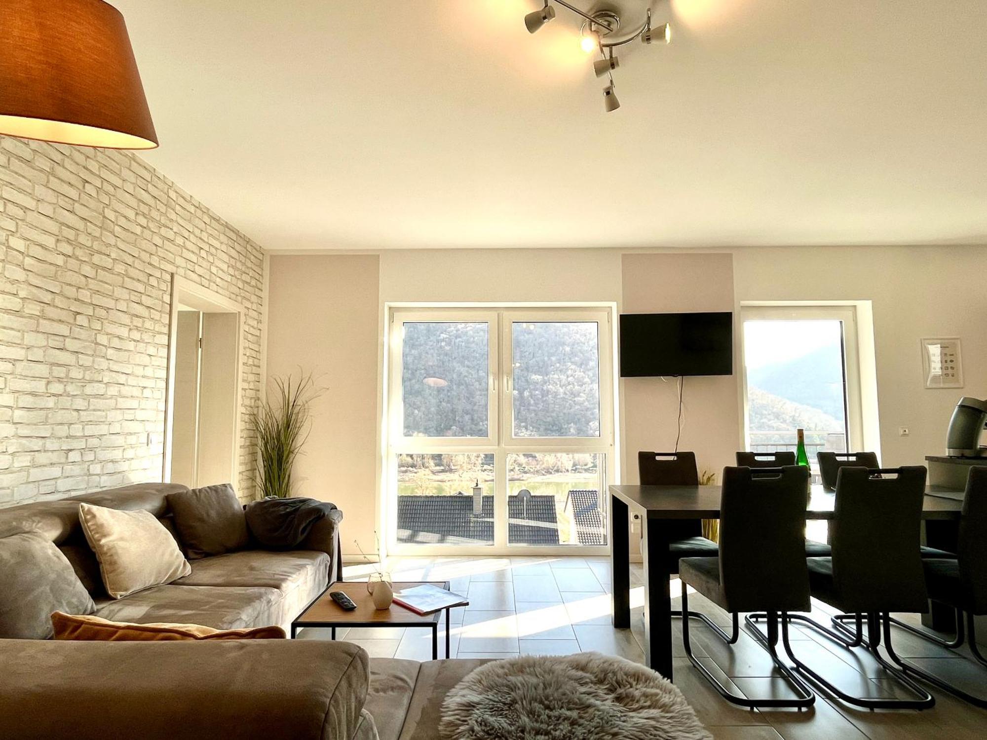 Ferienwohnung Moseltraum, 1-6 Pers, Mit 3 Schlafzimmer Und Panoramabalkon Mueden Exterior photo