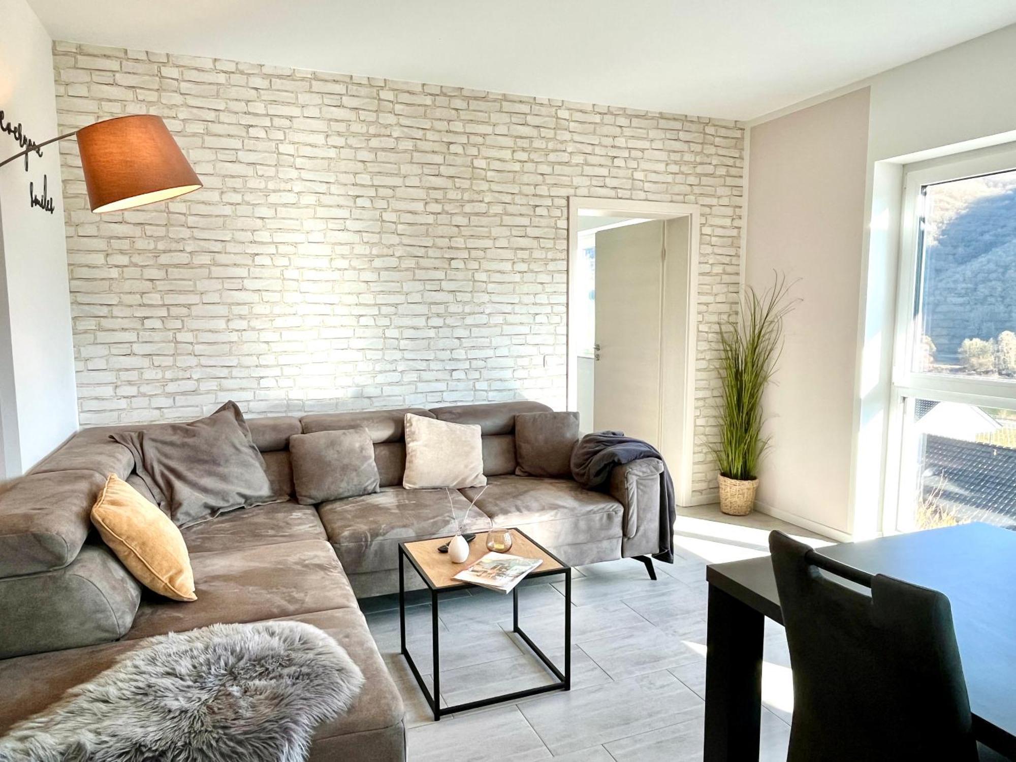 Ferienwohnung Moseltraum, 1-6 Pers, Mit 3 Schlafzimmer Und Panoramabalkon Mueden Exterior photo